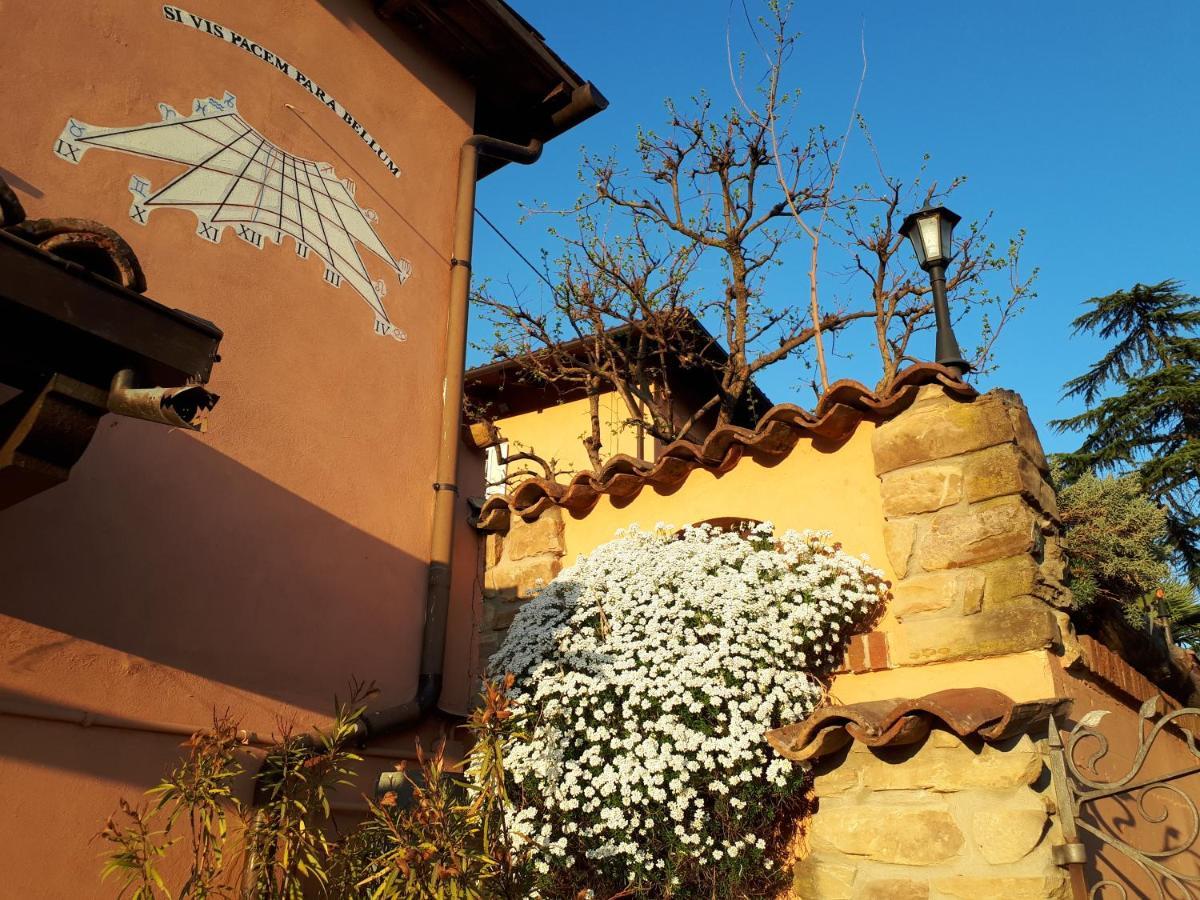 Holydays Home Little Frog Agliano Terme Exterior foto